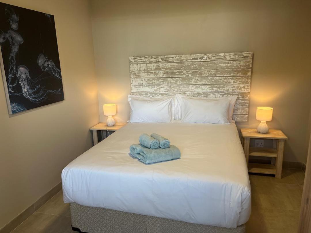White Sands Self-Catering Units Wilderness Room photo